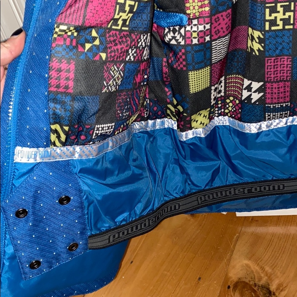 Ski Jacket - Picture 2 of 4